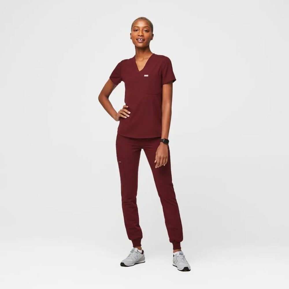 Figs Burgundy M Scrub Set, Catarina One Pocket Top and Zamora High Waisted Pant